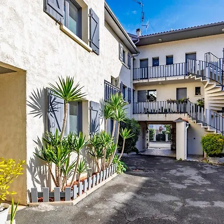 The Cocon De Biarritz Cambo-les-Bains